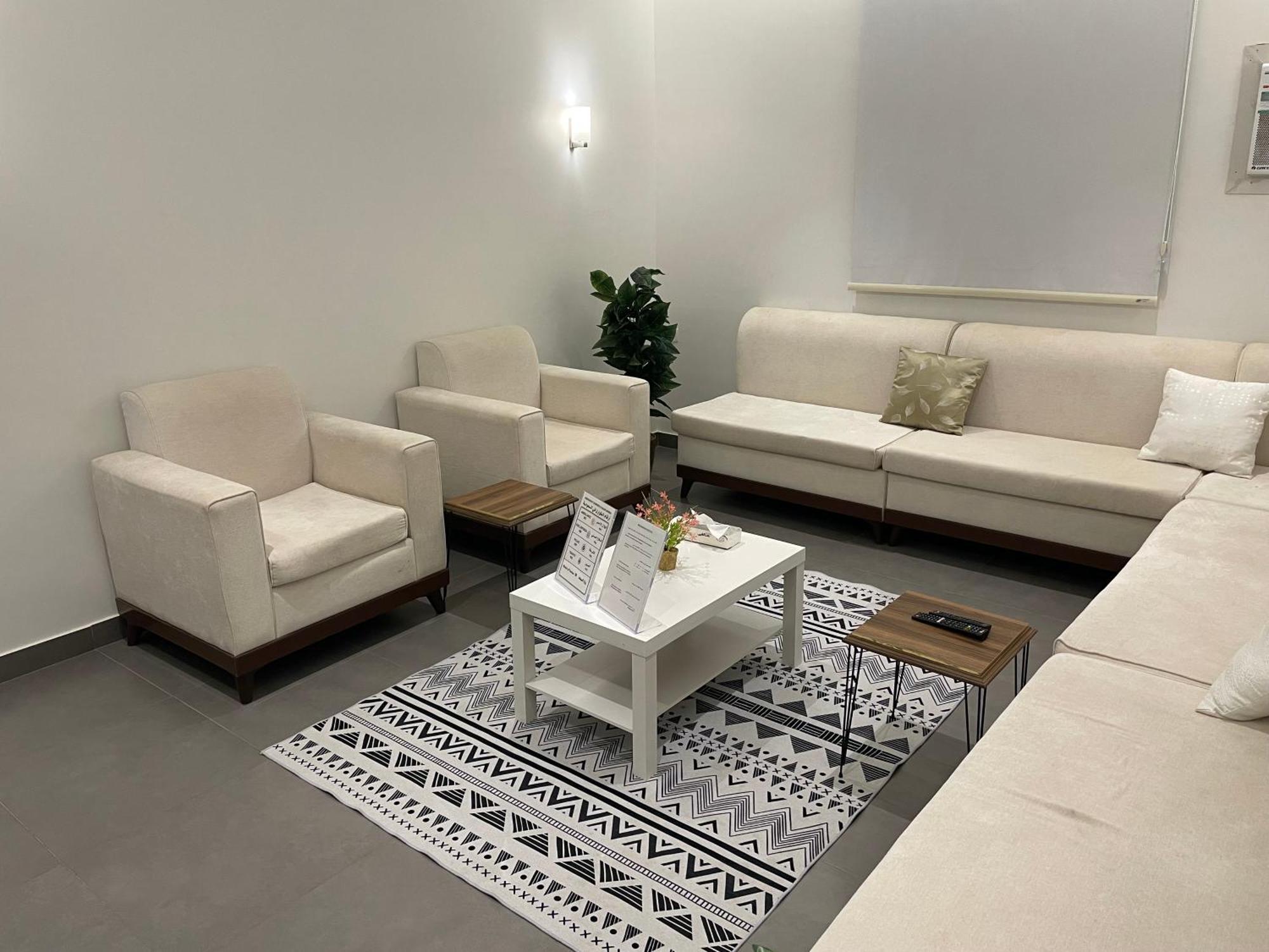 العلا Ladan Apartment المظهر الخارجي الصورة